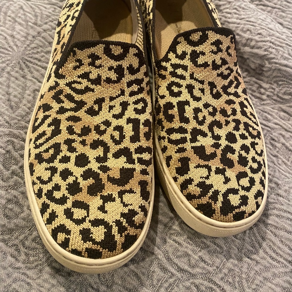 Rothy’s cheetah sneakers, 9